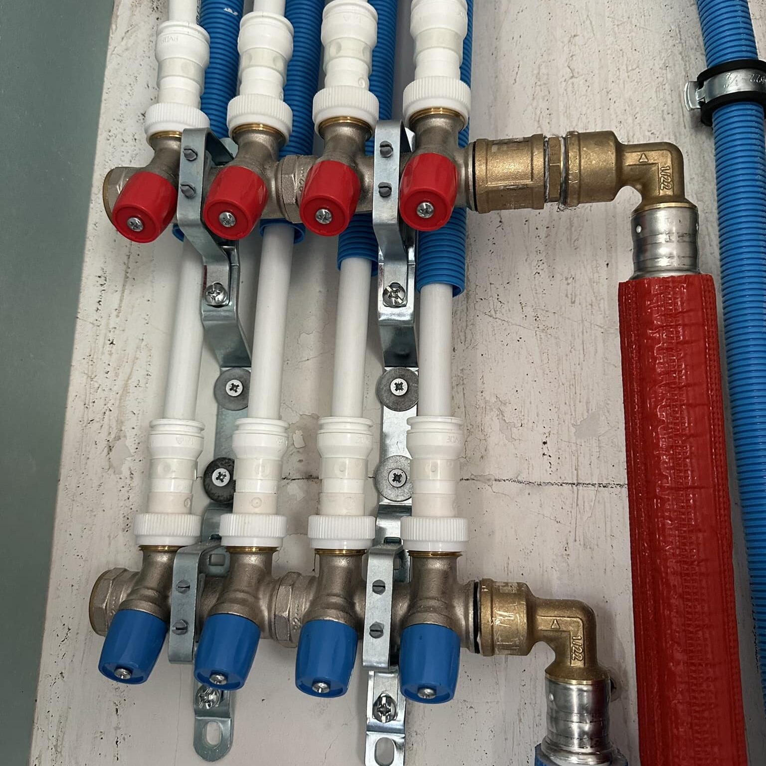 Nieuw leidingwerk voor verwarming